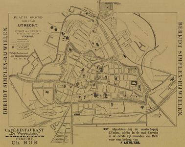 214056 Plattegrond van de stad Utrecht, met weergave van het stratenplan met namen (ged.), bebouwing, wegen, ...